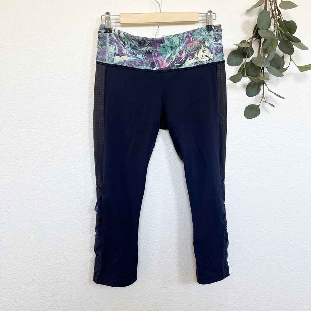 Lululemon- Var-City Crop in Naval Blue/Iridescent Multi